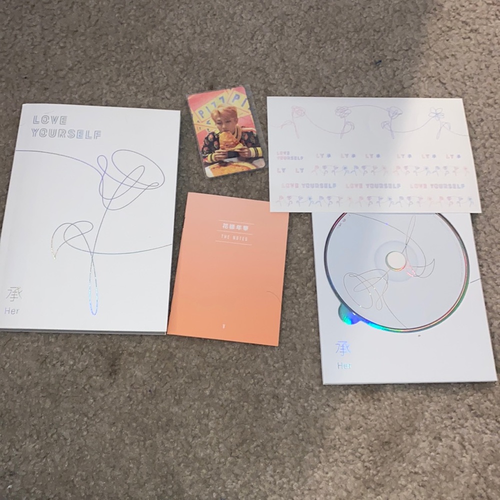 BTS LYS album with photo card